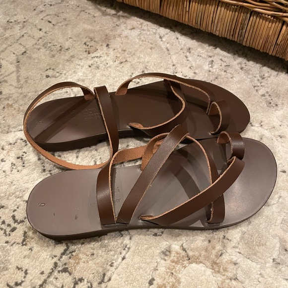 Greek Strappy Sandals - Picture 3 of 6